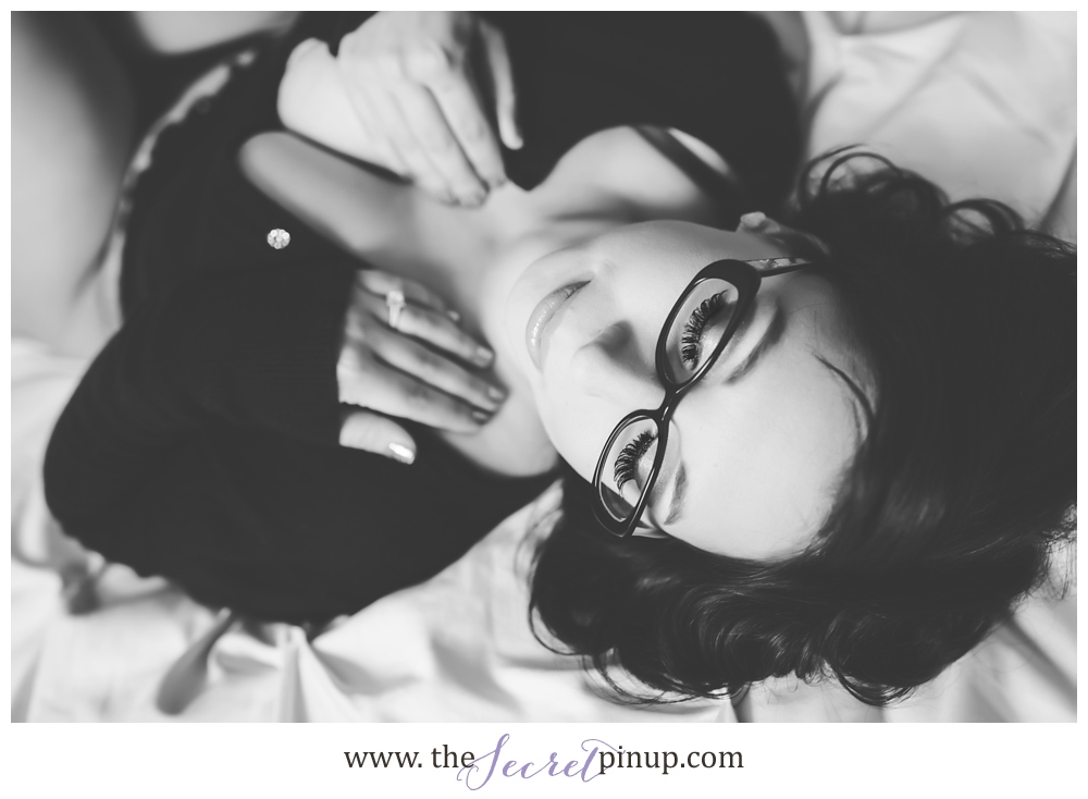 Modest Boudoir, Conservative Boudoir, Denver Boudoir, Boudoir Pose Ideas