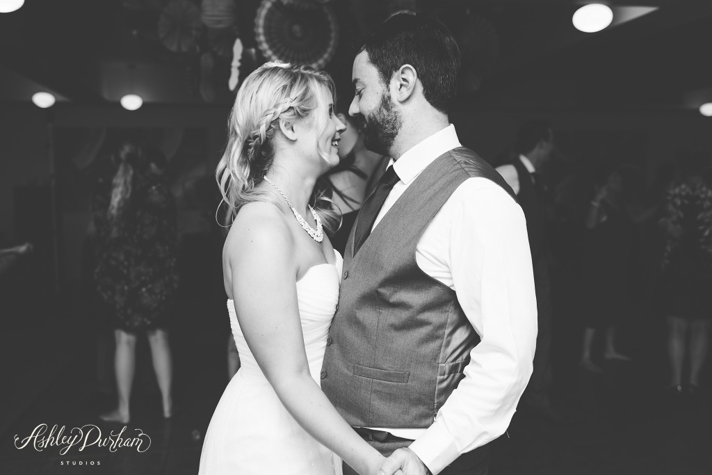 Saguaro Palm Springs, teal bridal heels, colorful wedding, table center inspiration, colorful wedding inspiration