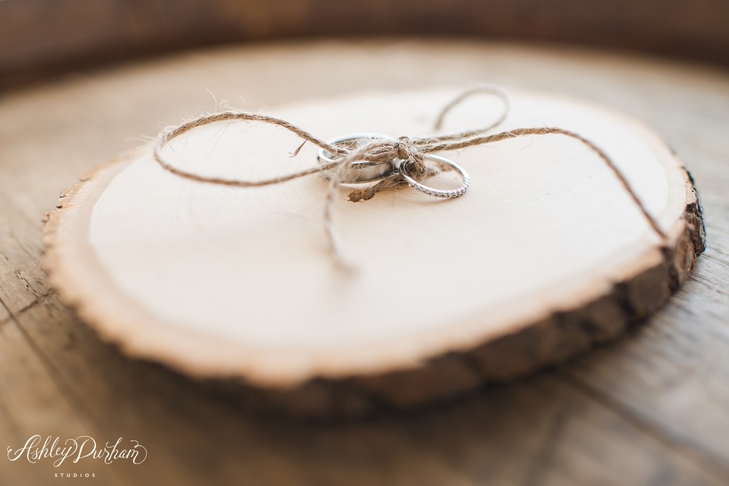 rings on a string, ring shot ideas, rustic wedding ring shot