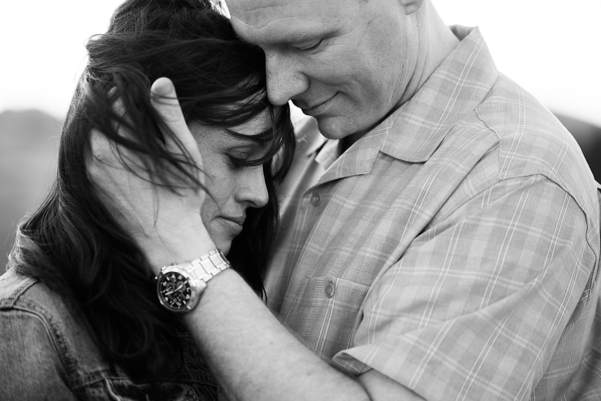 joshua tree engagement session, joshua tree wedding photographer, destination engagement session, desert engagement session