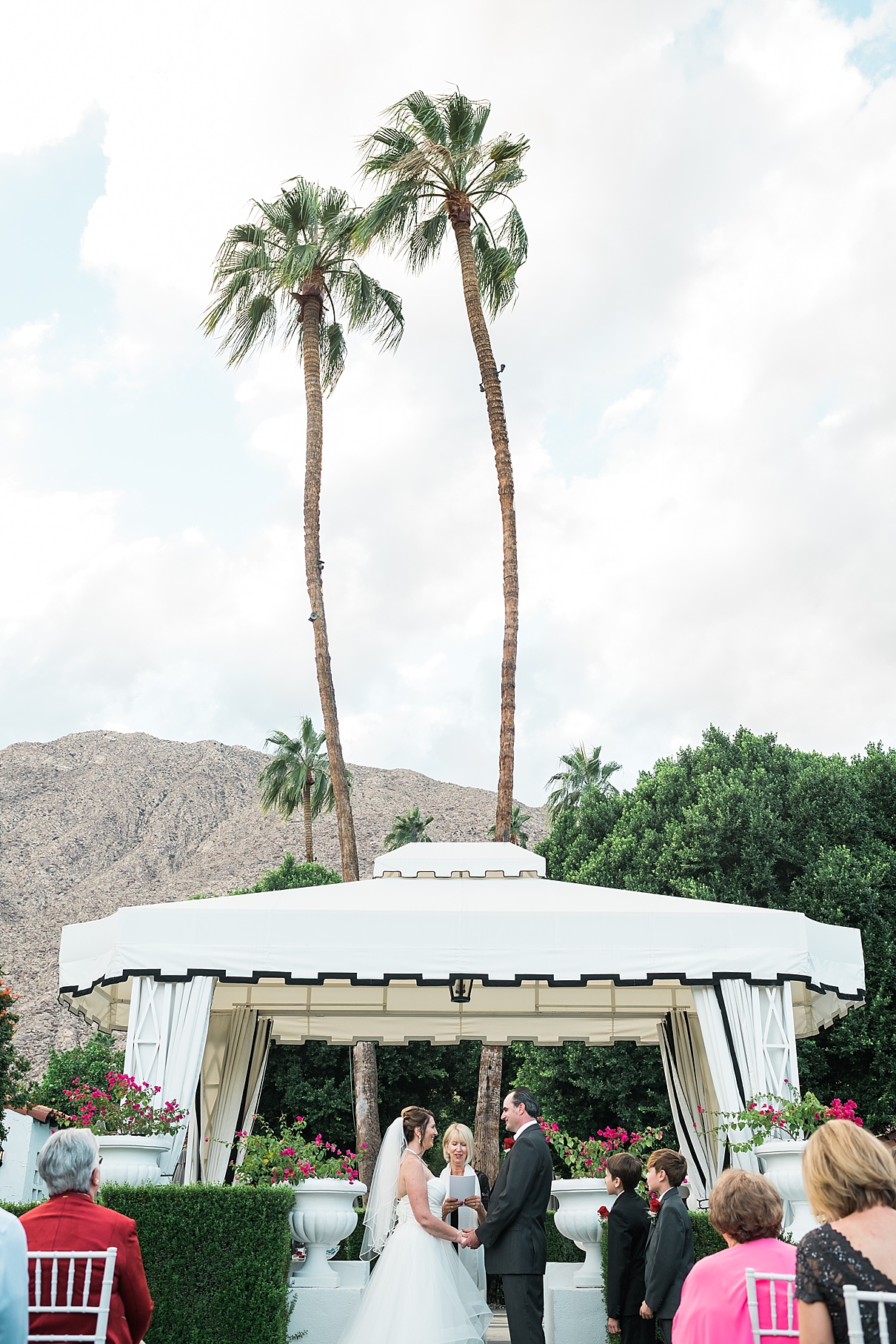 Avalon Hotel Wedding, Palm Springs wedding, wedding in Palm Springs, Avalon Palm Springs wedding, red roses wedding