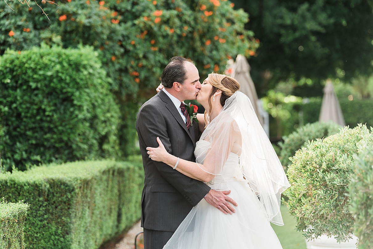 Avalon Hotel Wedding, Palm Springs wedding, wedding in Palm Springs, Avalon Palm Springs wedding, red roses wedding