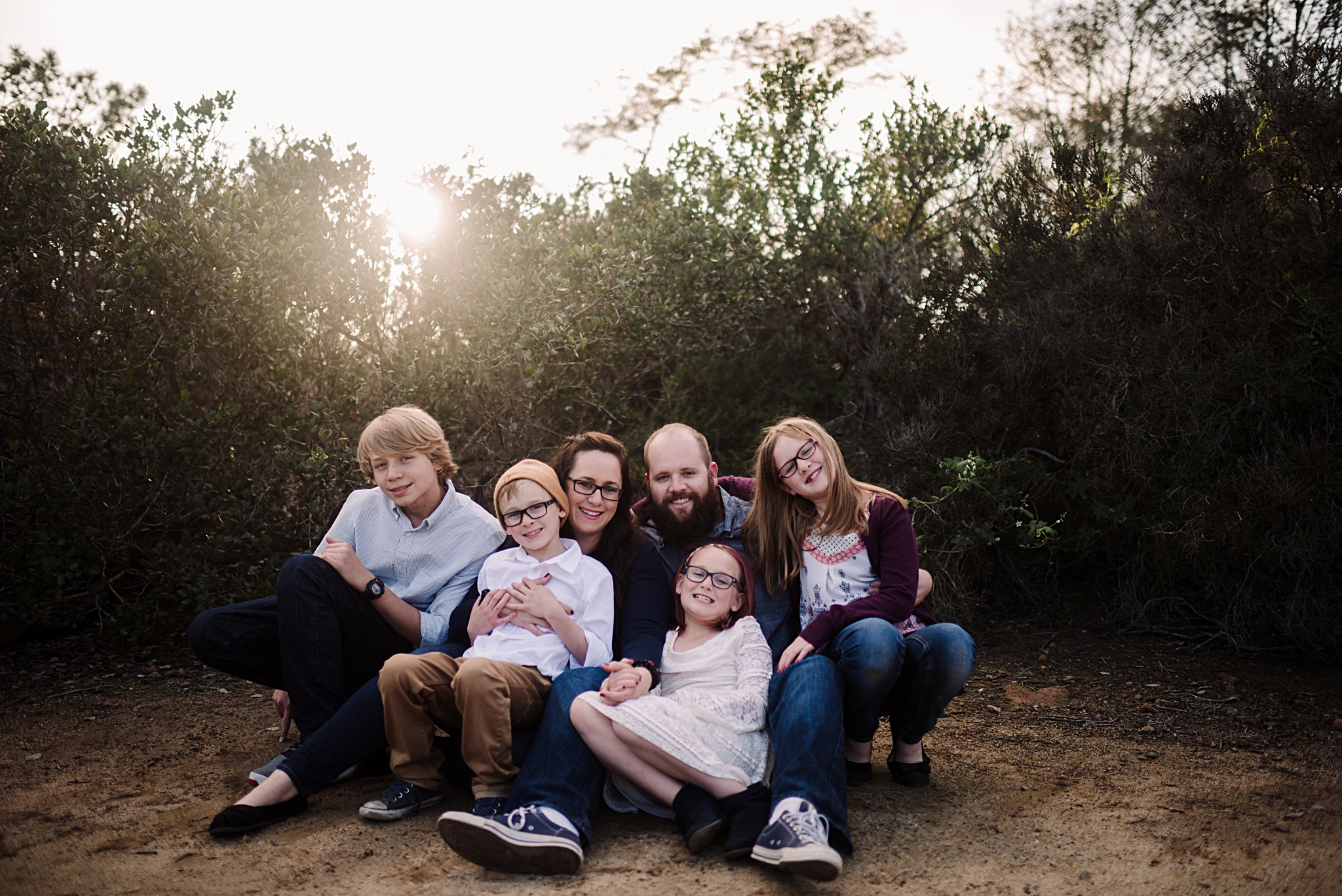 family of six outfit inspiration, why we pay other photographers to take our photos