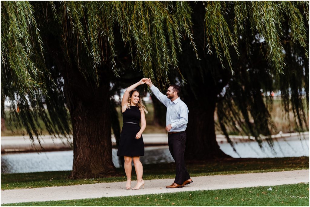 Lincoln Park Zoo Engagement Session