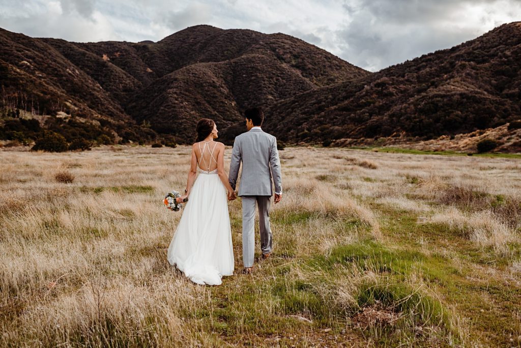 skyline drive trail wedding photos in corona