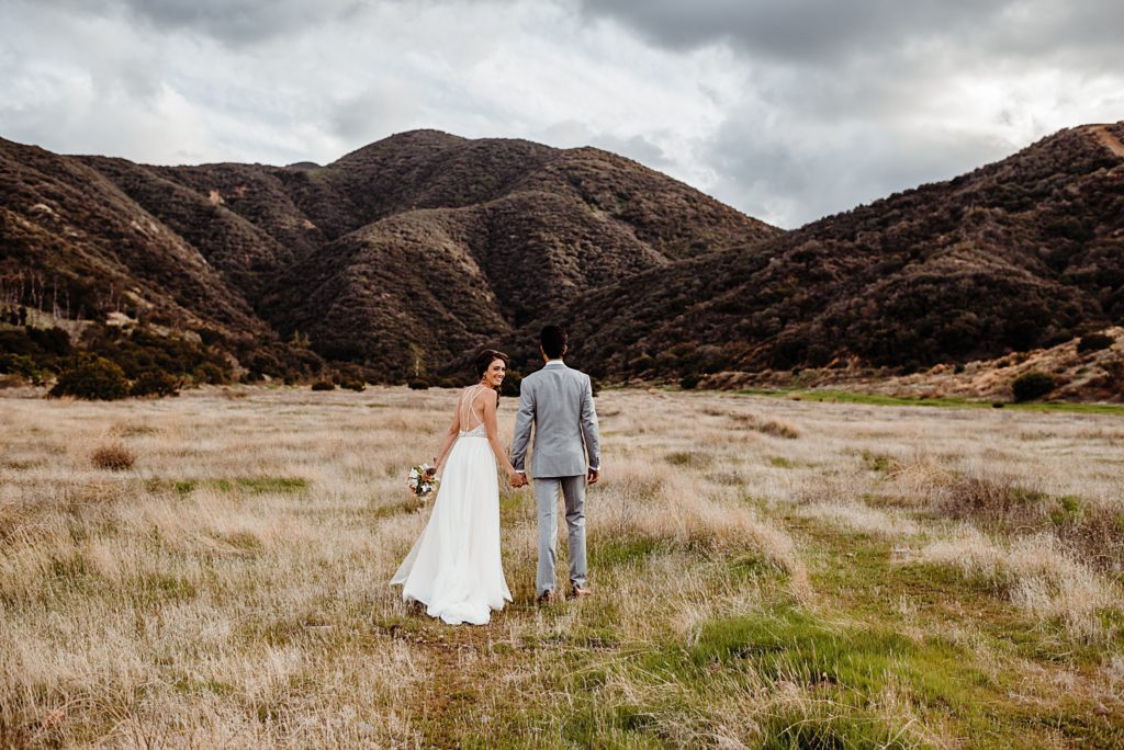 skyline drive trail wedding photos in corona