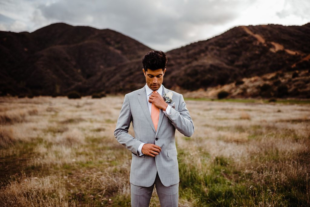 skyline drive trail wedding photos in corona