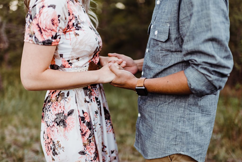 engagement photos at fox run park in colorado springs