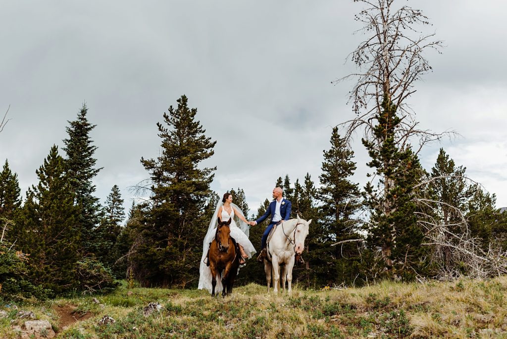 trappers lake lodge wedding
