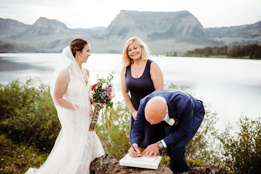 trappers lake lodge wedding