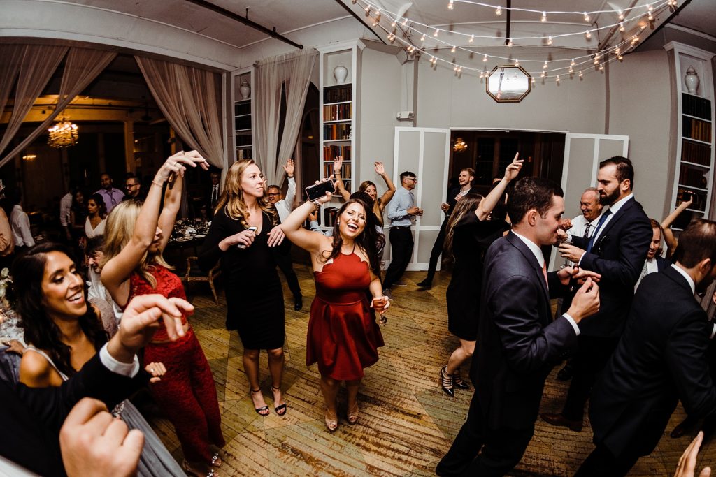 new york wedding reception at the metropolitan building in long island city