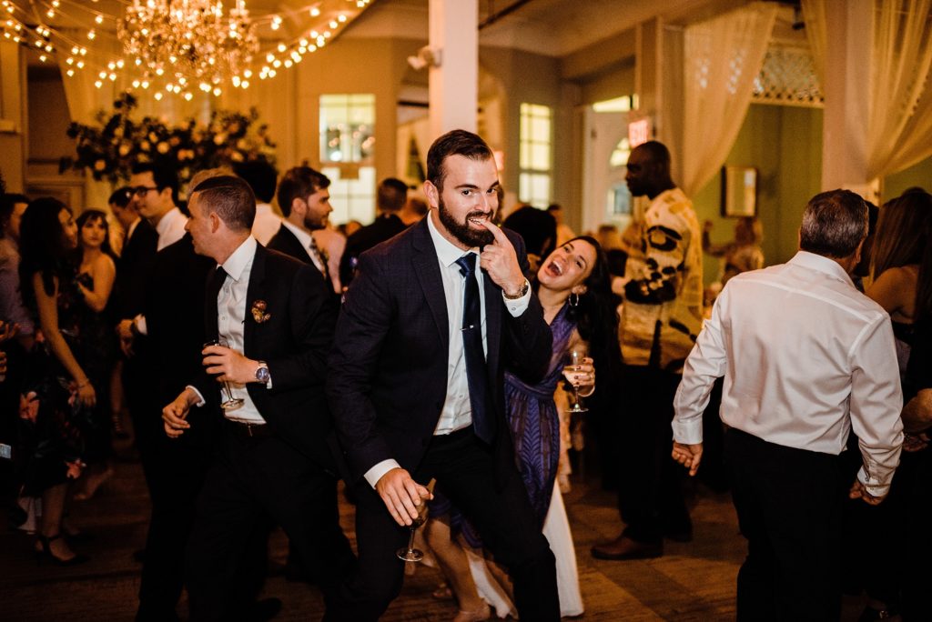 new york wedding reception at the metropolitan building in long island city