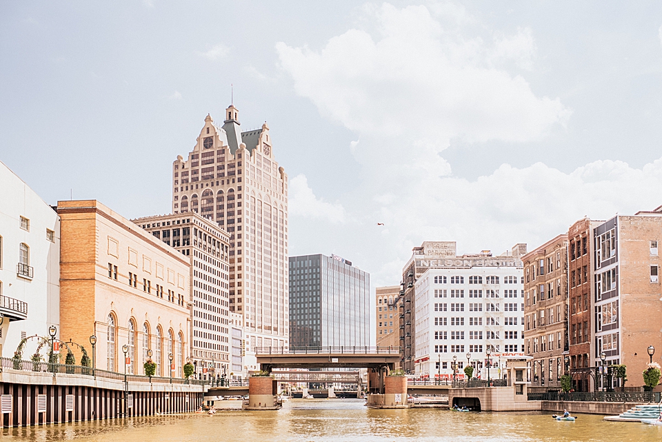 downtown milwaukee from edelweiss boat tour