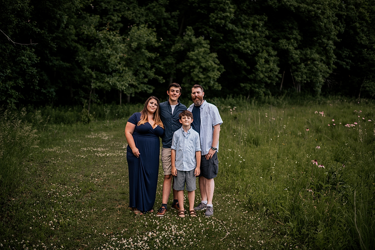 summer family session in elkhorn wisconsin