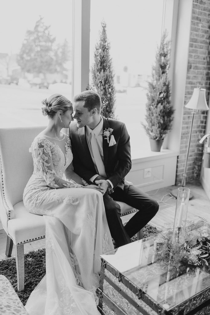 styled wedding at vino anjo in tomah wisconsin wedding photographers the durhams photography