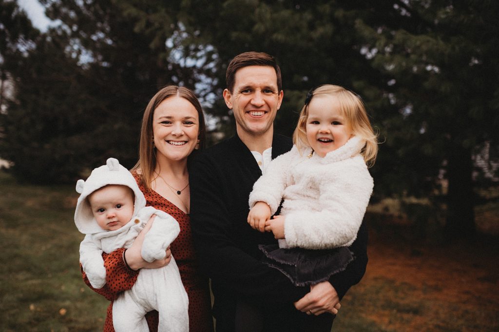 semi warm winter family session