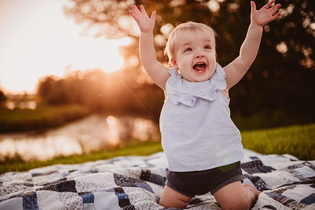 extended family photography in delavan wisconsin