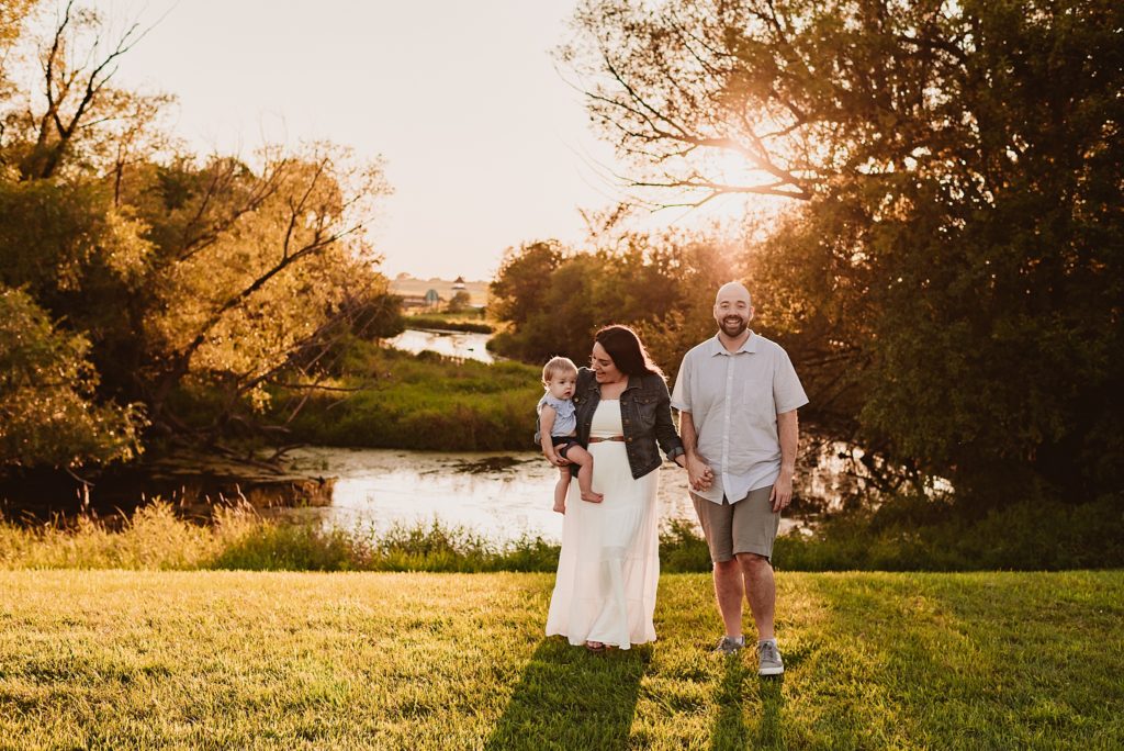 extended family photography in delavan wisconsin