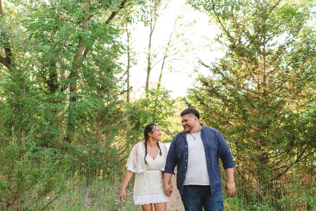 engagement session at spencer park in belvidere illinois
