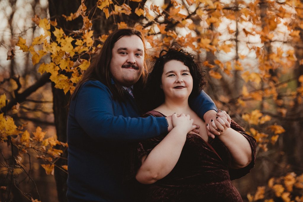 autumn engagement session wisconsin