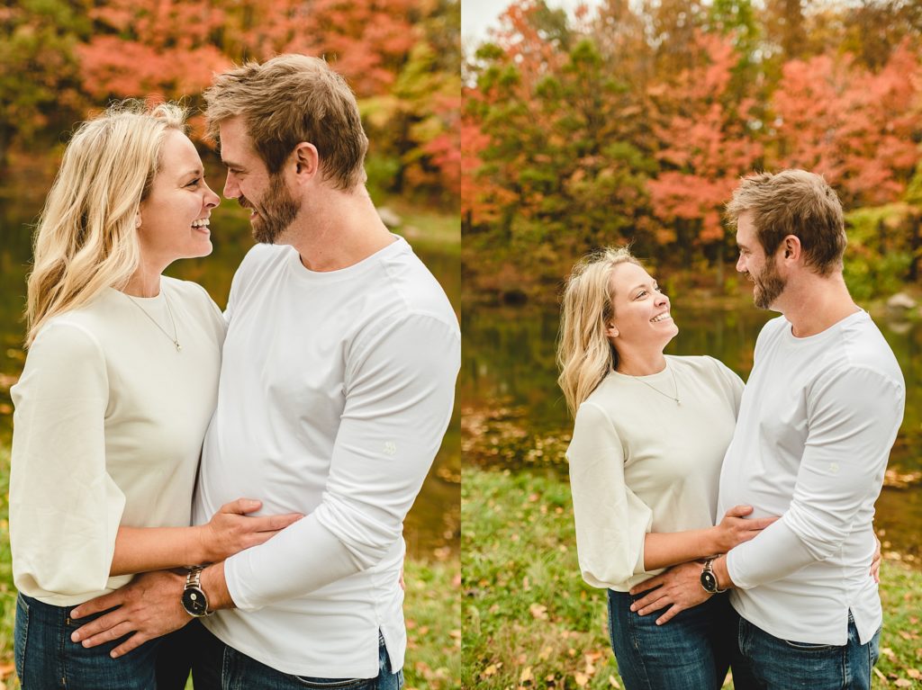 couples photos during extended family session