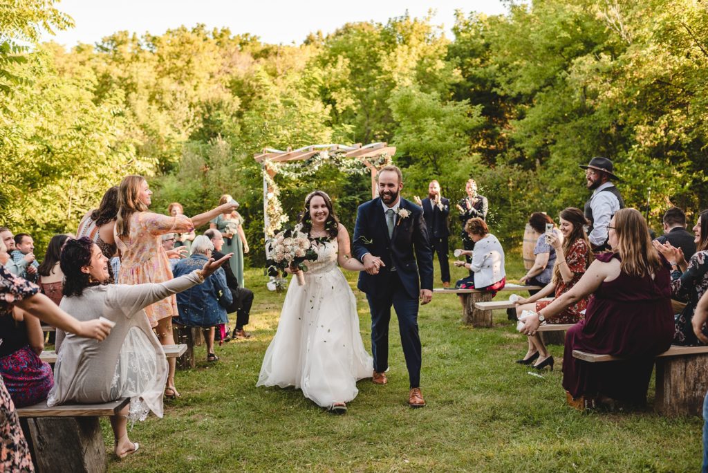 outdoor wedding ceremony at the barn at homestead hollow