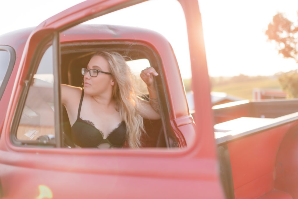 boudoir with old chevy