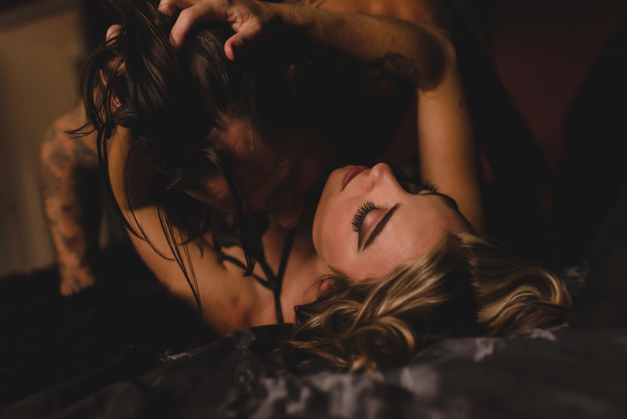 steamy couples boudoir photographer in wisconsin