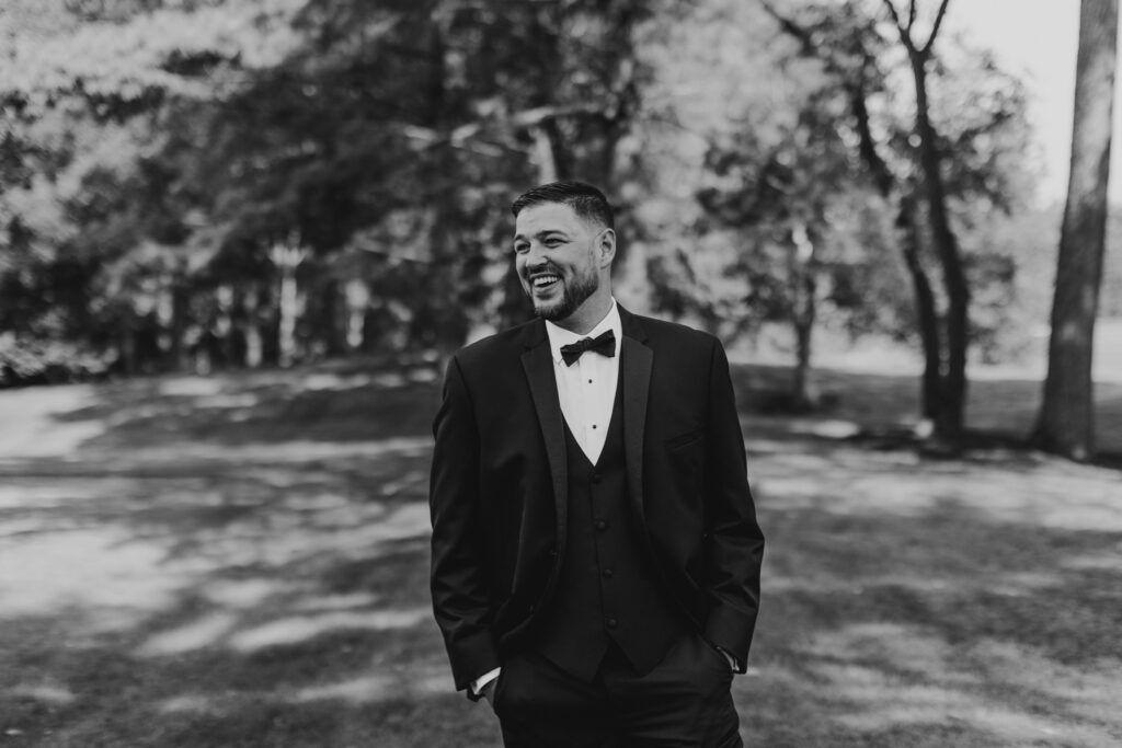 grooms party portraits at the ridge hotel in lake geneva wisconsin