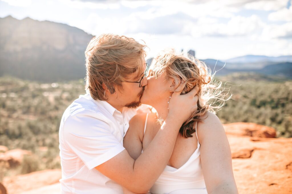 midday sun engagement photos in the desert