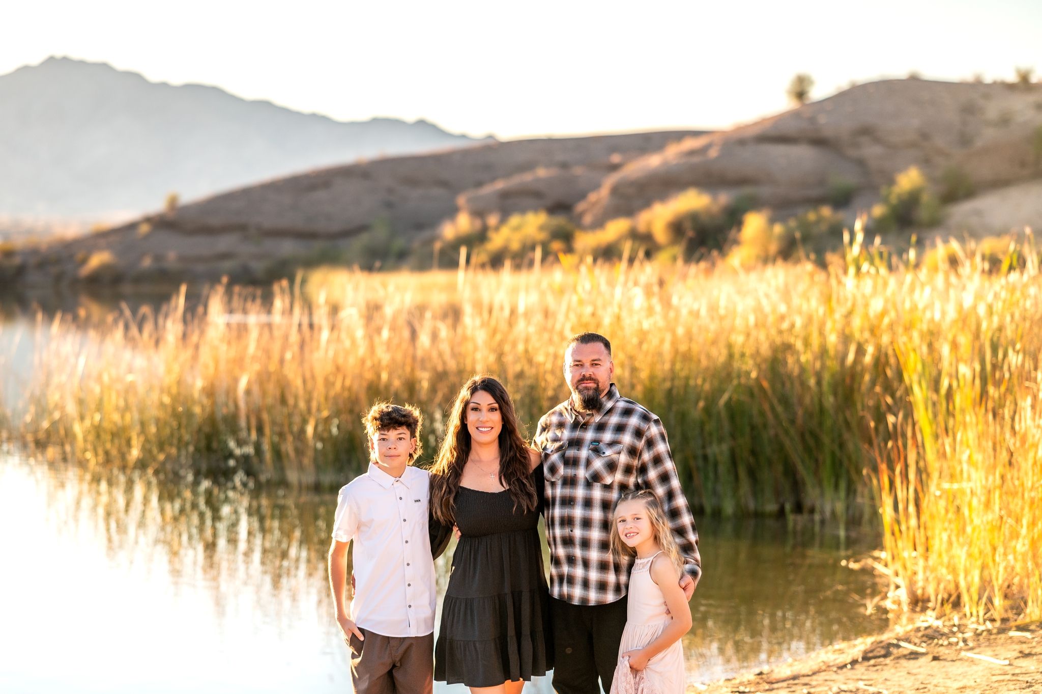 Family Photos at Castle Rock Bay in Lake Havasu City