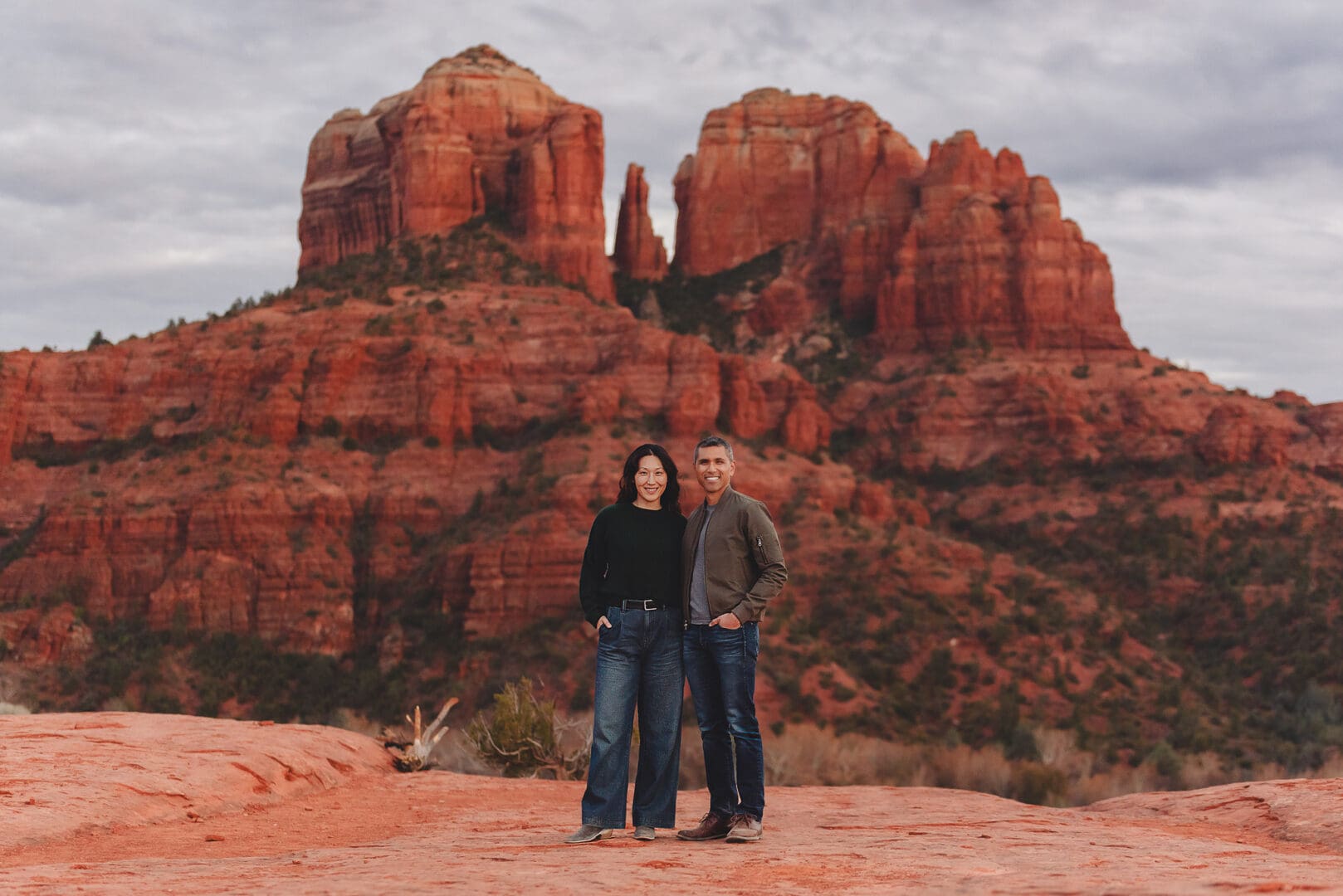 couples photos at secret slick rock in sedona