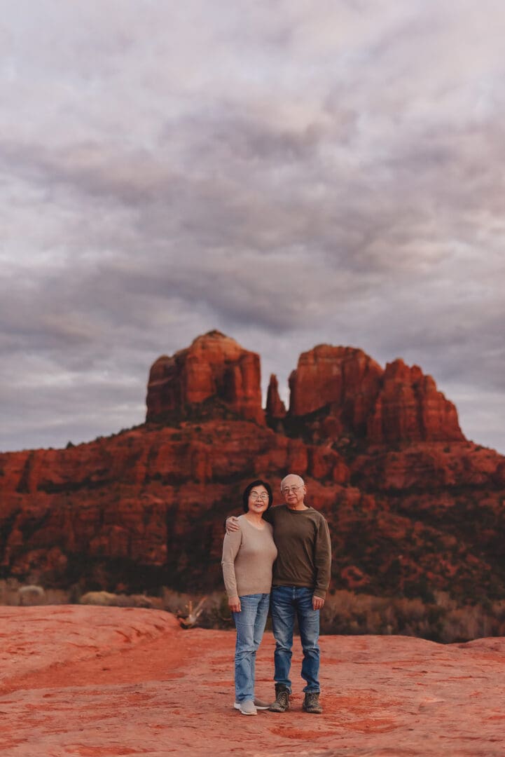 couples photos at secret slick rock in sedona
