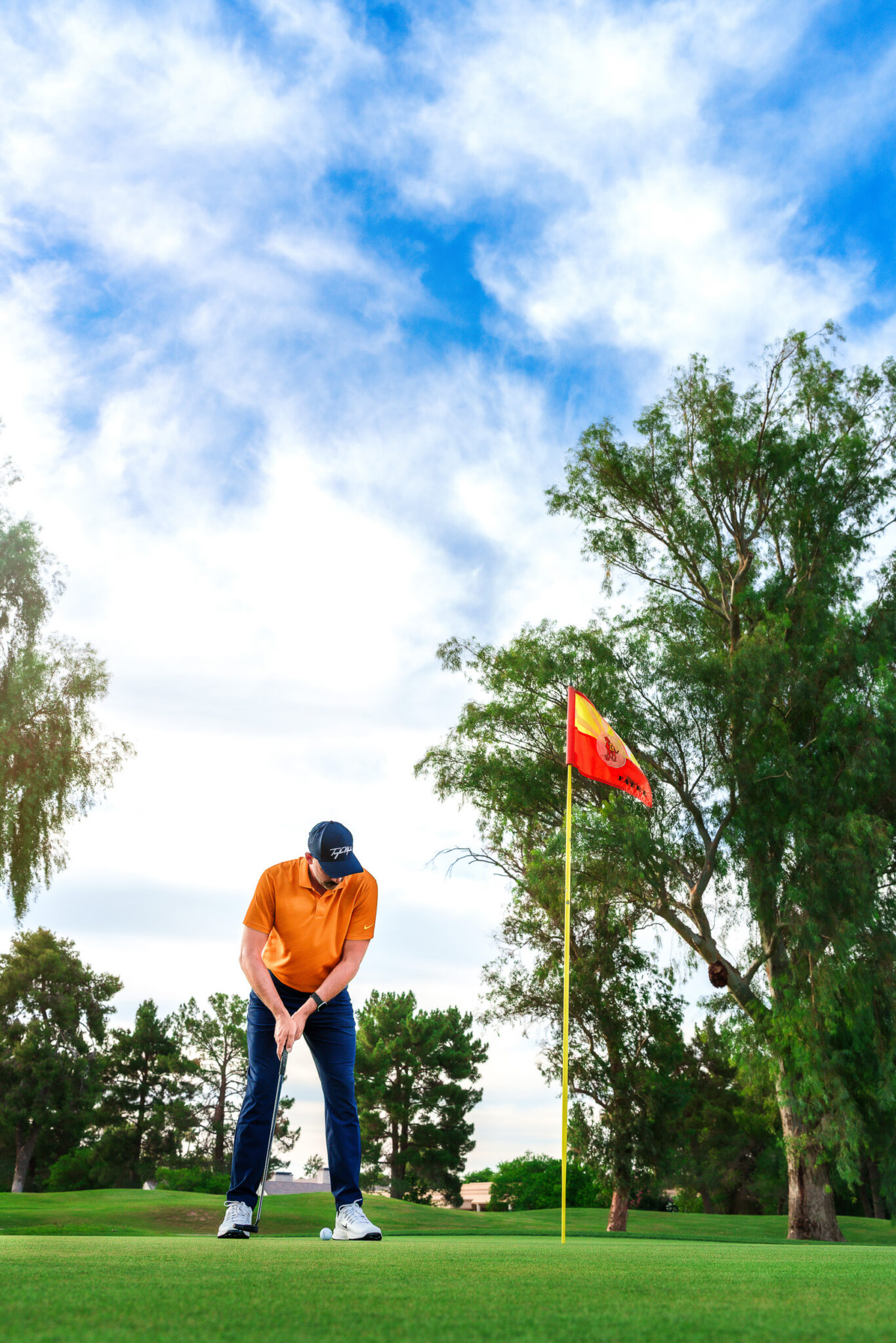 pga golf pro putting