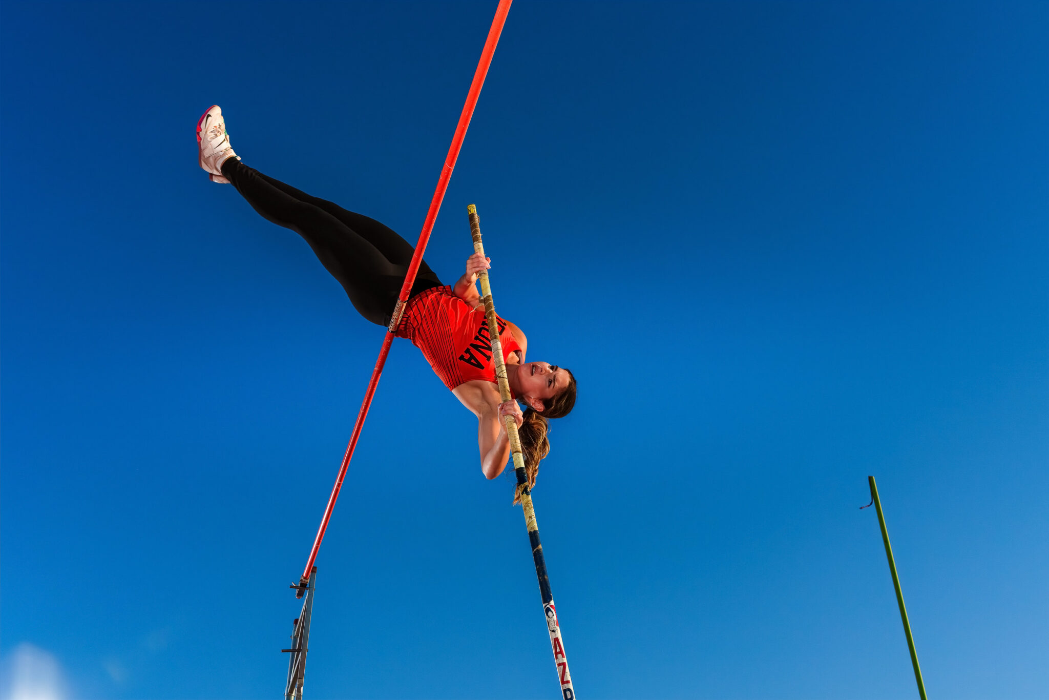pole vaulter senior photos